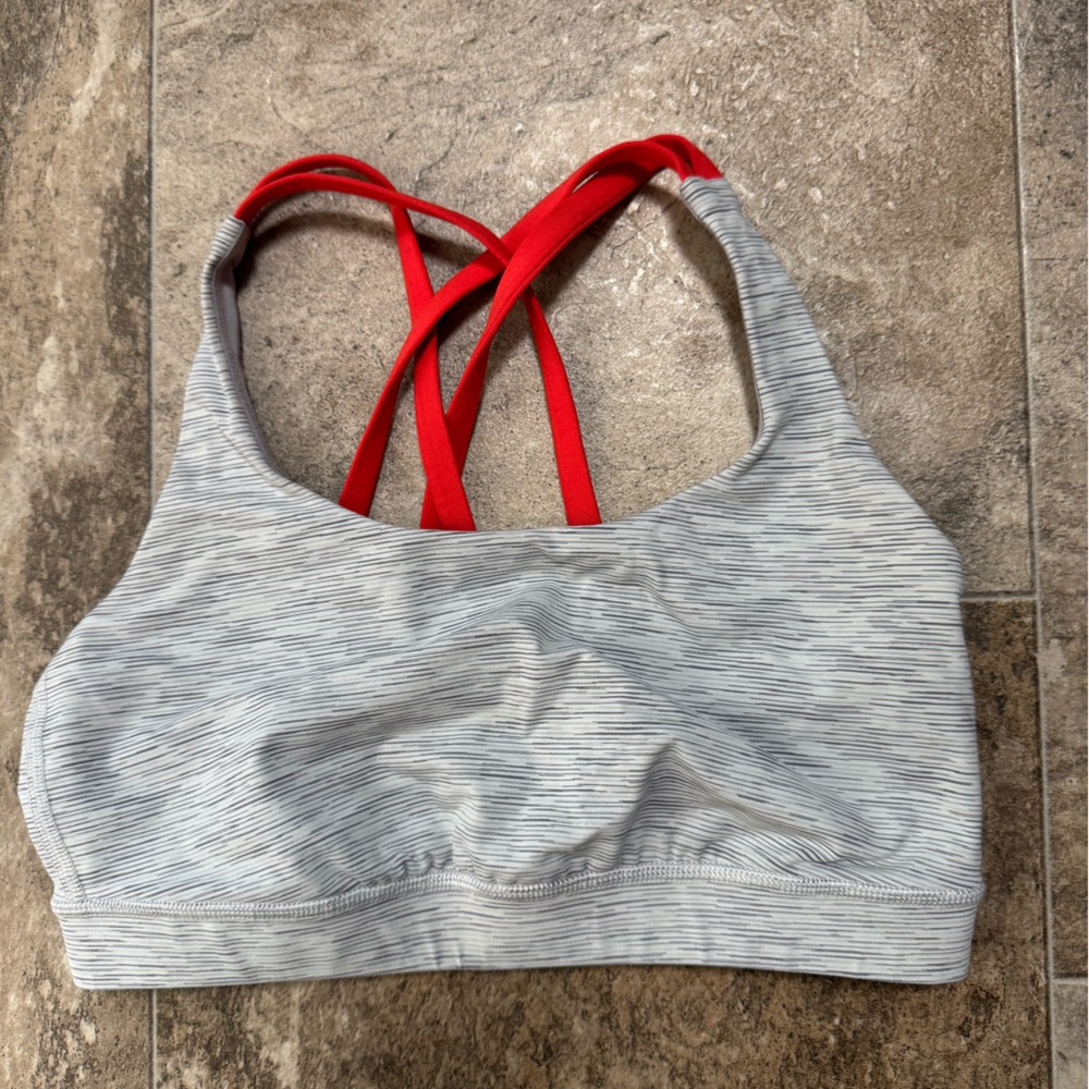 Woman’s Lululemon gray sports bra
